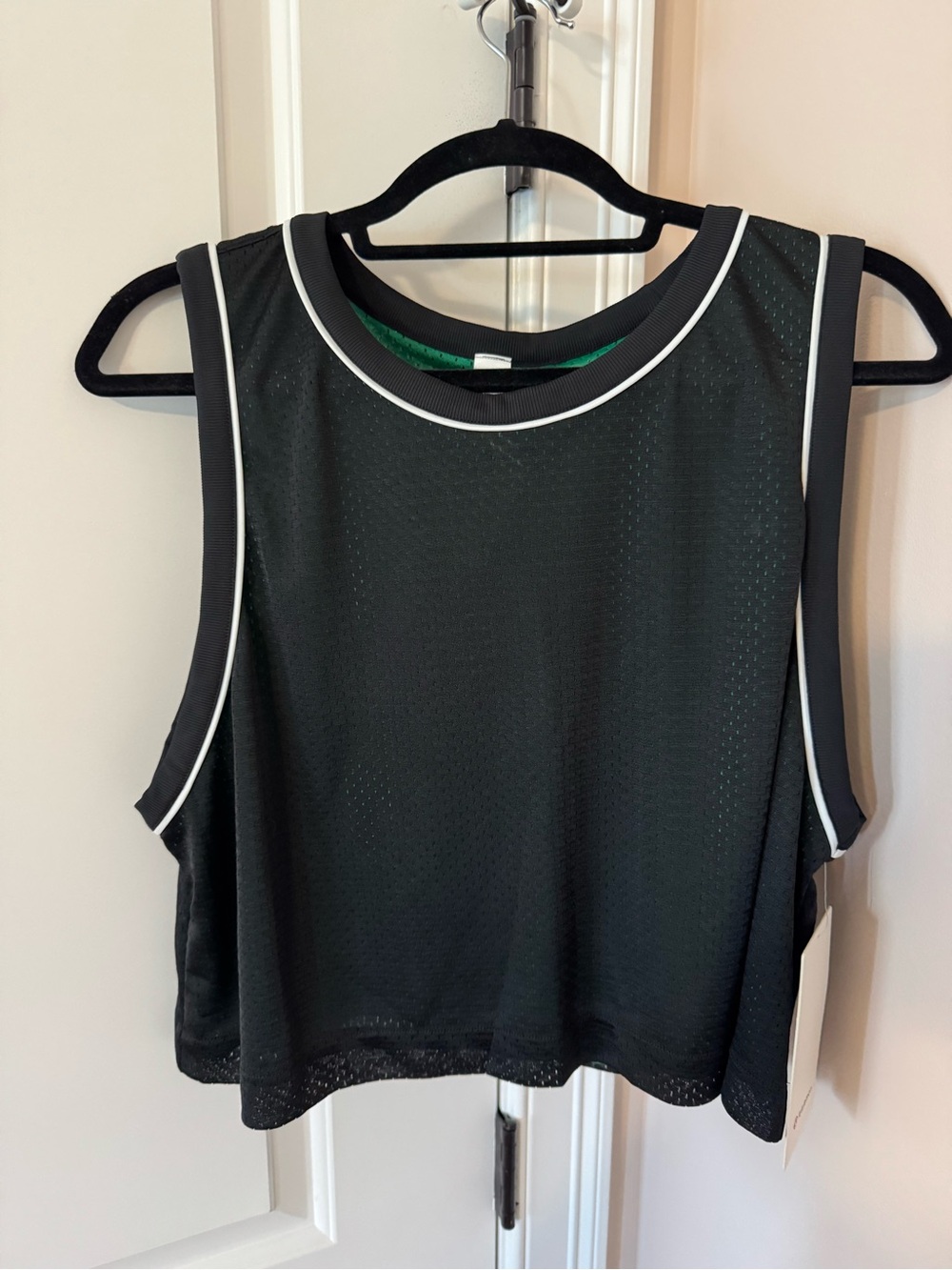 lululemon athletica Black Sleeveless Mesh Crop Tank with White Trim